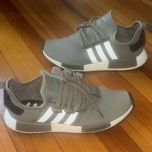 Adidas NMD R1 Olive Green Mens size 10.5